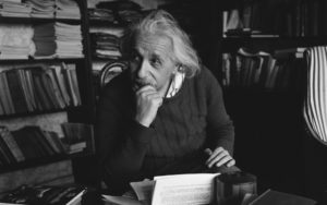 albert-einstein2